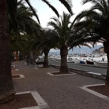 アパート La Stanzetta Dei Rosa